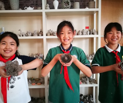 “大國小工匠”――盛世長安小學(xué)陶藝社團(tuán)開展“五一”指尖創(chuàng)意技能競(jìng)賽活動(dòng)