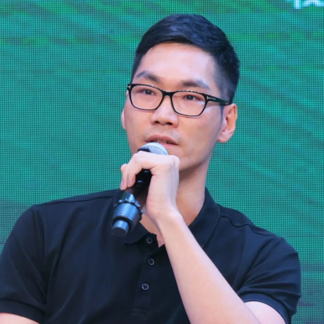 白兔瓷磚副總經(jīng)理 丁雄翔：瓷磚減薄，沒有盡頭可言.jpg