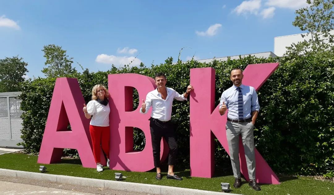 1690770477250948.jpg 640.jpg