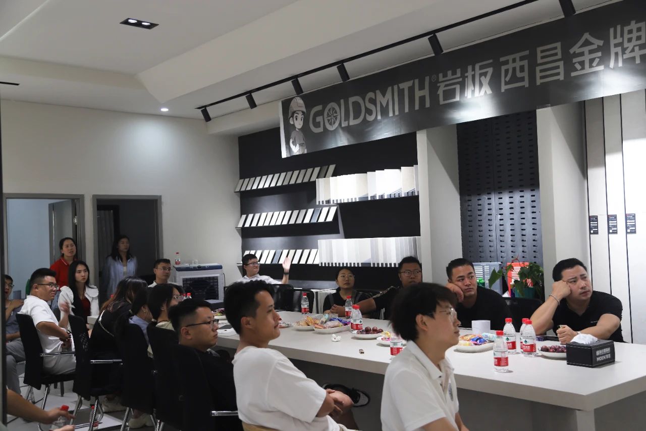 1726303553433624.jpg 1.jpg