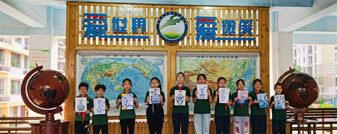 1745992843670109.jpg 用匠心創(chuàng)造美好——盛世長安小學(xué)陶藝“小工匠”11.jpg